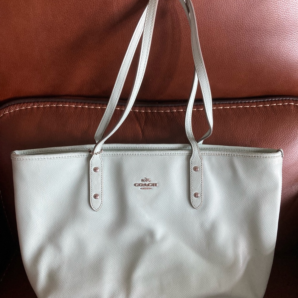 Authentic Coach spring tote sea foam green with matching wallet